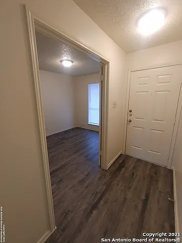 7315 Gallery Rdg — Photo 6