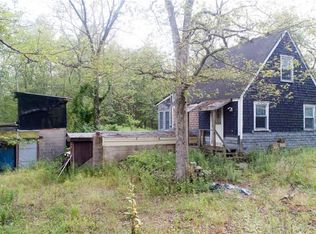 81 Toll Gate Rd, Middletown, CT 06457