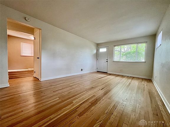 4th image of 3021 Bulah Ave