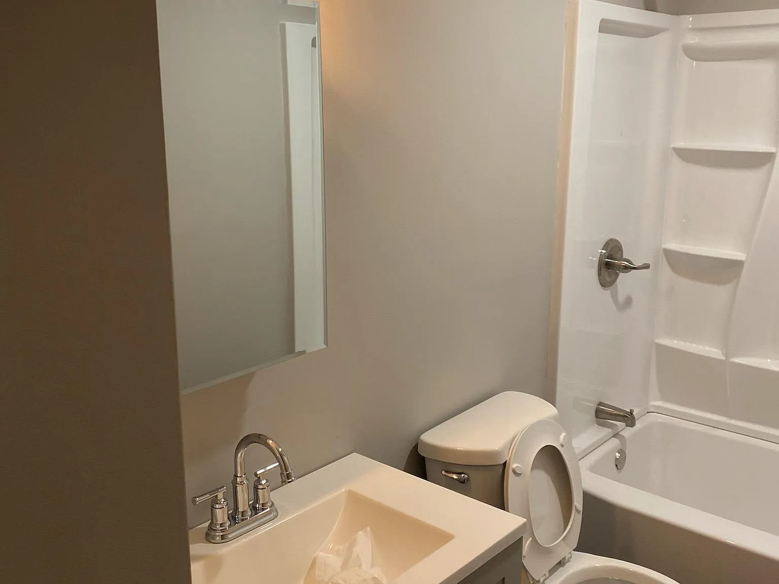 3 bed, 1200 sqft, $1,500 — Photo 4