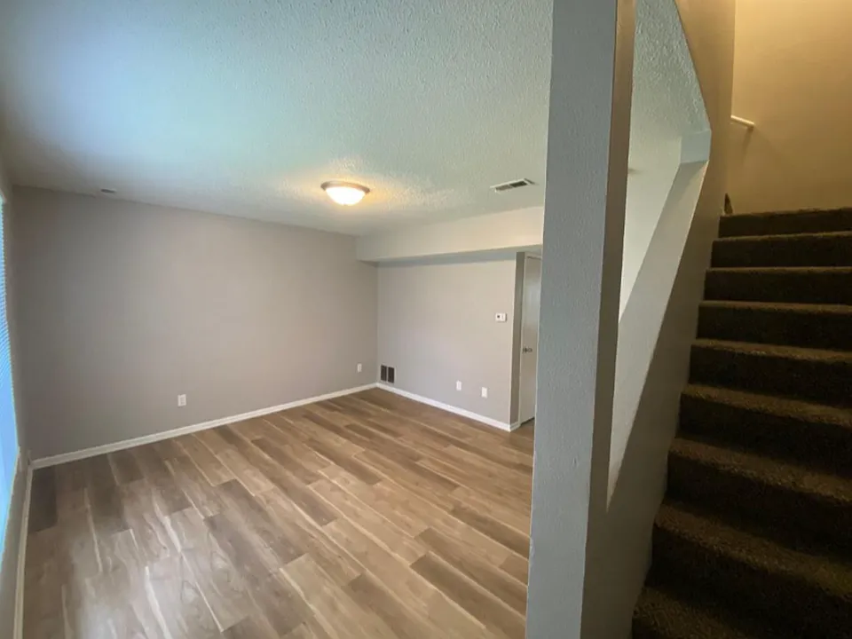 1601 E Pleasant View Drive