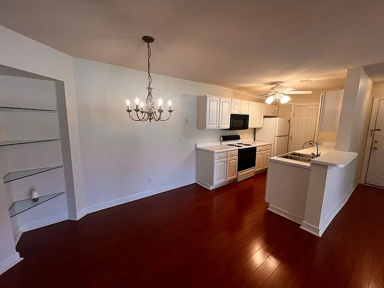 4374 Crepe Myrtle Ct #A — Photo 7
