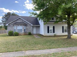 2761 Rambling Way, Lithonia, GA 30058