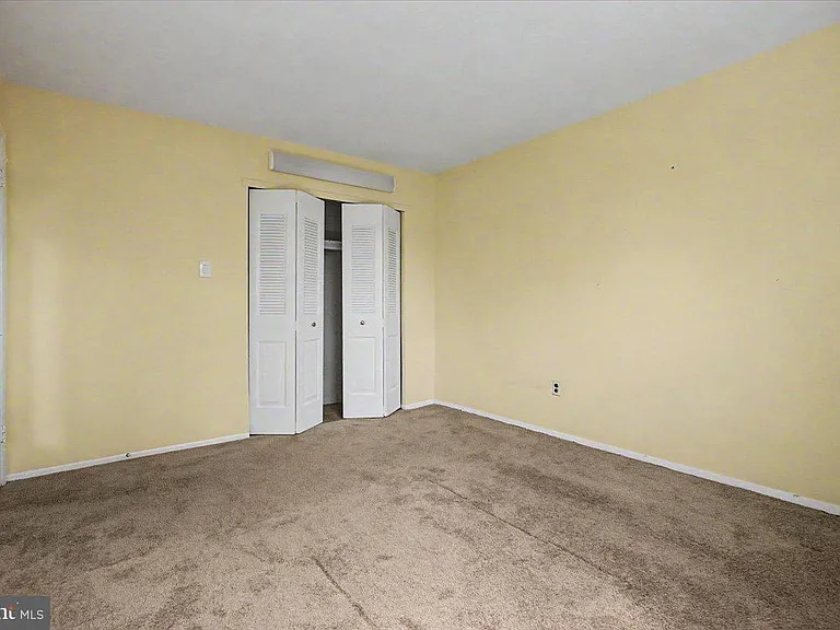 2282 Suzann Dr — Photo 25
