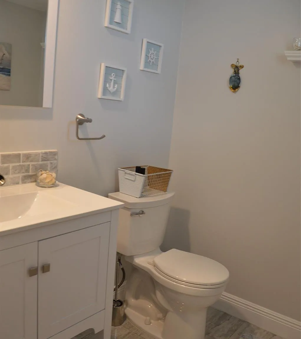 1 bed, 1.5 bath, 1071 sqft, $2,100 — Photo 1