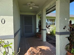 3720 Country Club Blvd, Cape Coral, FL 33904