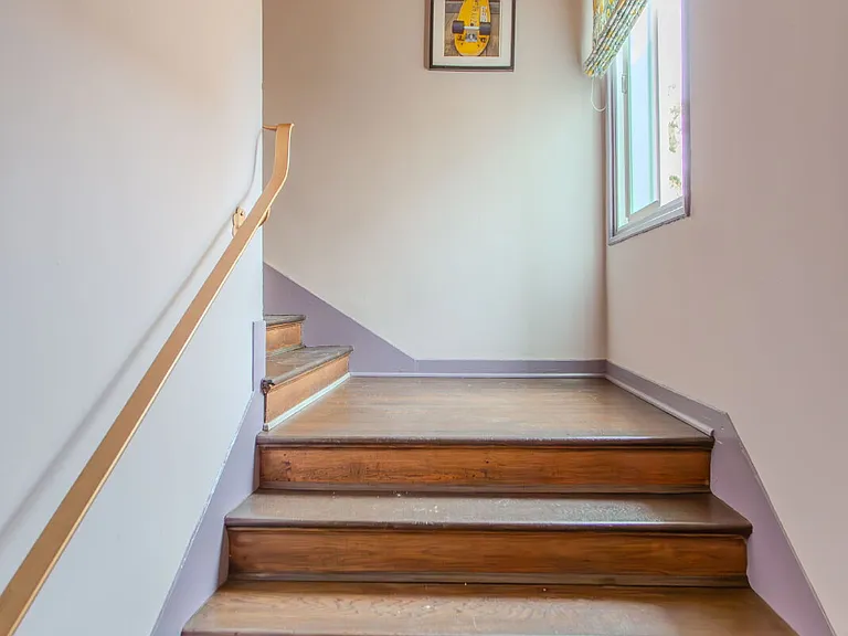 624 Hilgard Ave #255 — Photo 3