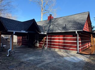 523 Sundown Dr, Franklin, NC 28734