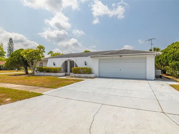 5740 Jackpot Way, Holiday, FL 34690