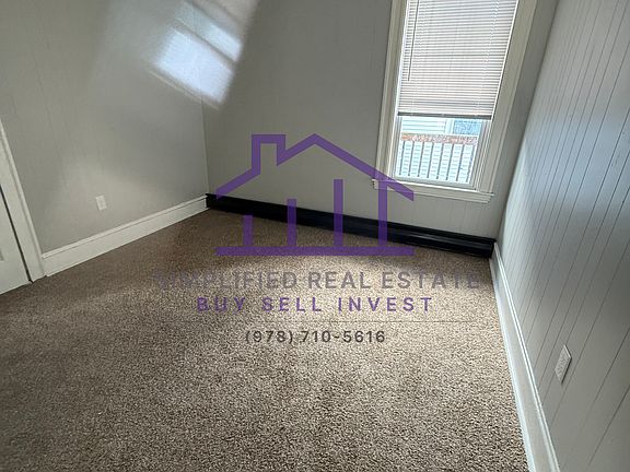 5th image of 114-116 Howe St #3