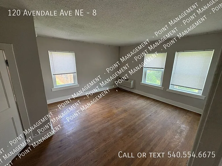 120 Avendale Ave NE #8 — Photo 5