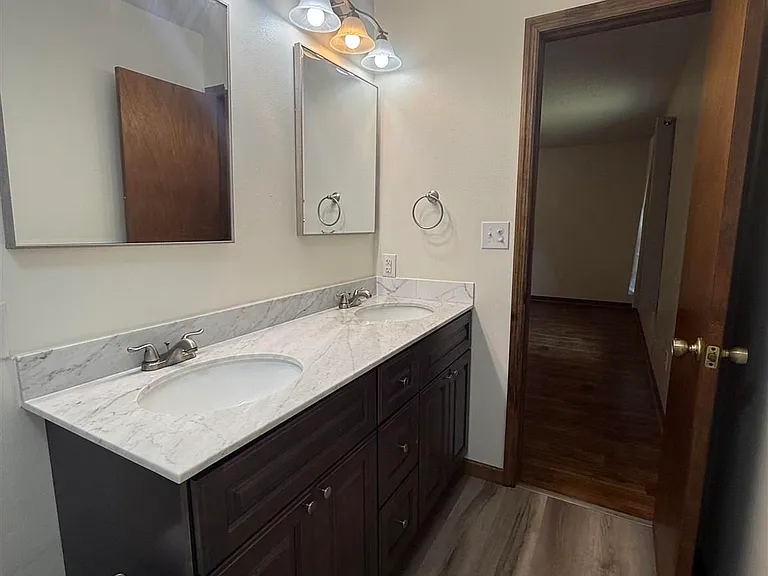 6200 Jays Way — Photo 28