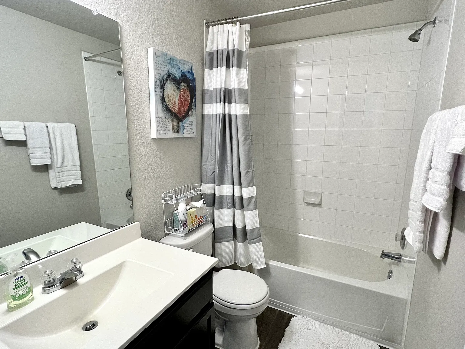 4 bed, 3.5 bath, 1854 sqft, $900 — Photo 4