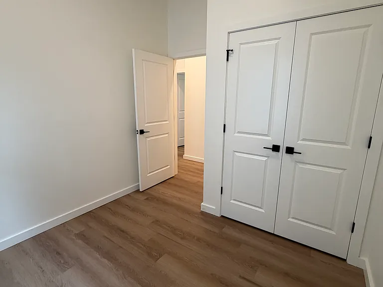 46 N Hamilton St #4 — Photo 16