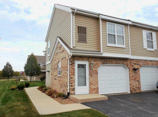 1156 Sunnyslope Dr, Racine, WI 53406