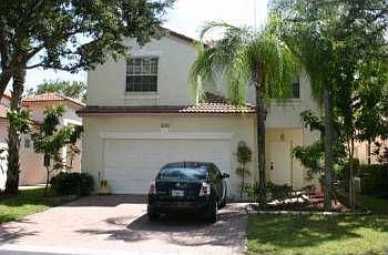 1st image of 556 NW 87th Way