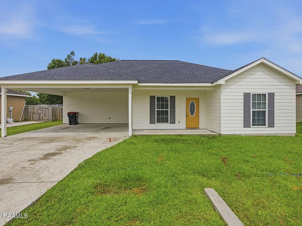 1st image of 211 Stoneridge Dr