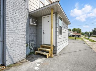 2728 E Center St #D, Kingsport, TN 37664