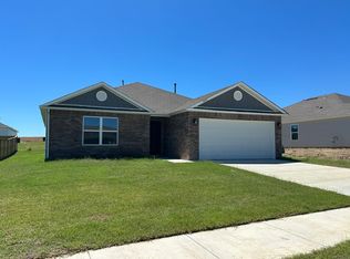 1009 W Abilene Rd, Claremore, OK 74019