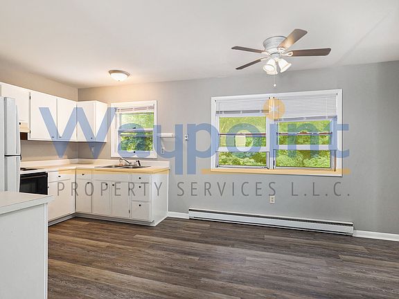 3rd image of 812 S Lafayette St APT 3