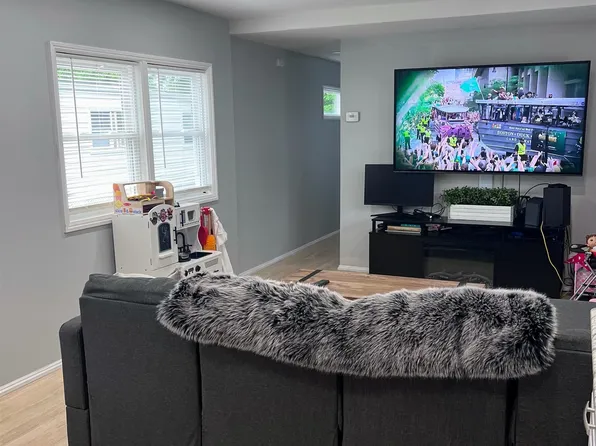 30 Friendship Drive #30, Salem, NH 03079