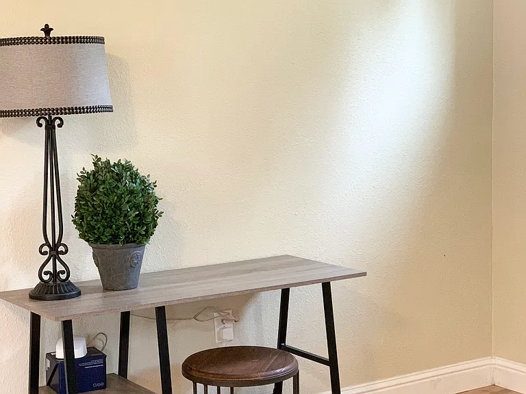972 Casilada Way — Photo 8