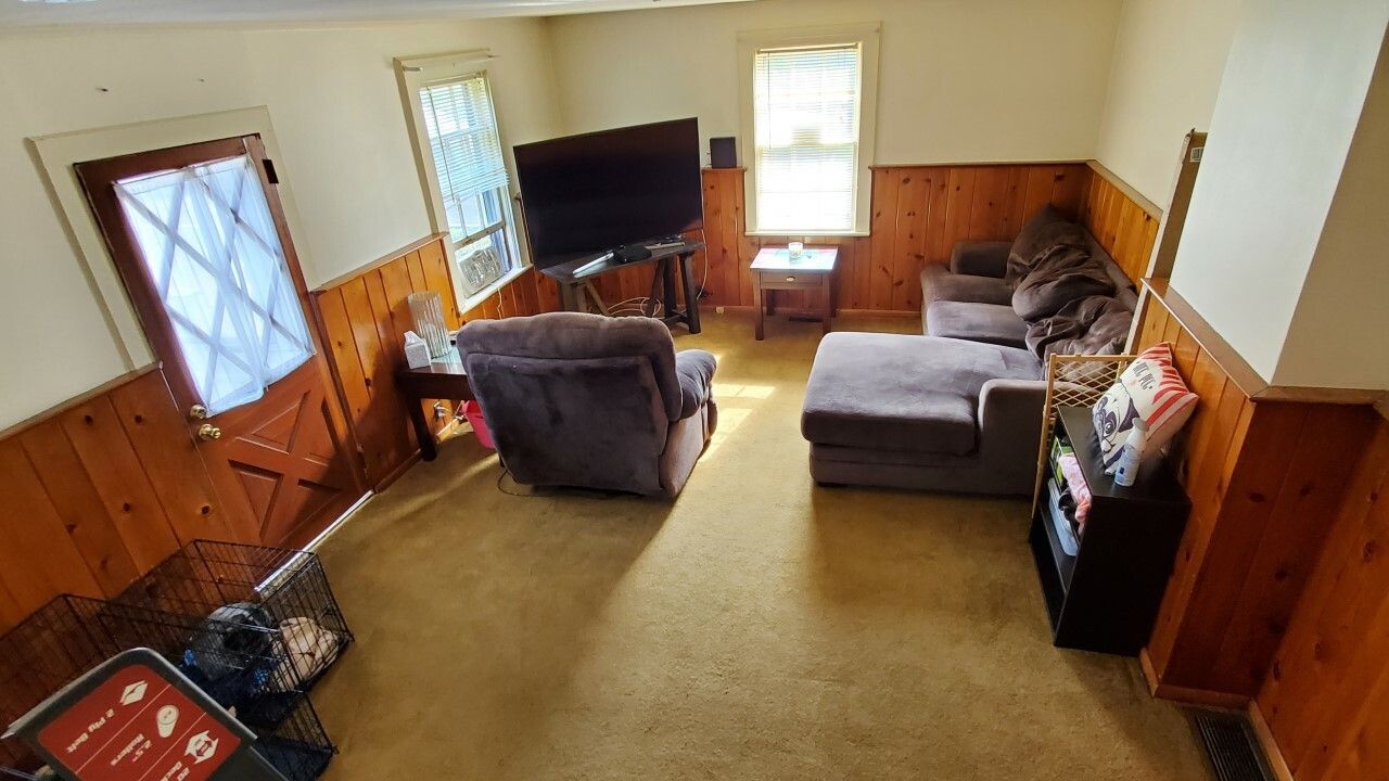 Living Room 24' x 14'