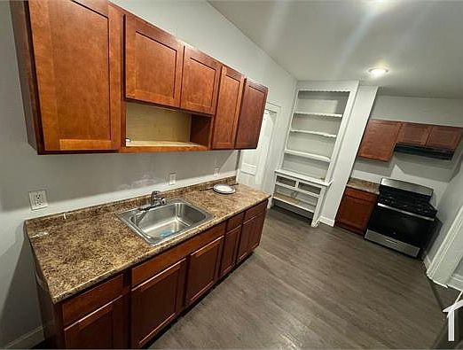 1st image of 29 Essex St APT 2L