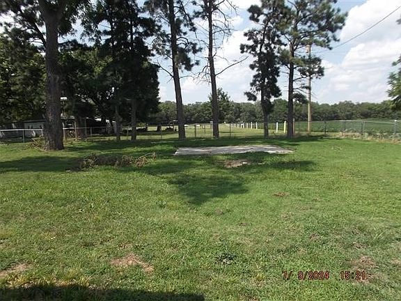 4th image of 777 Old Highway 40