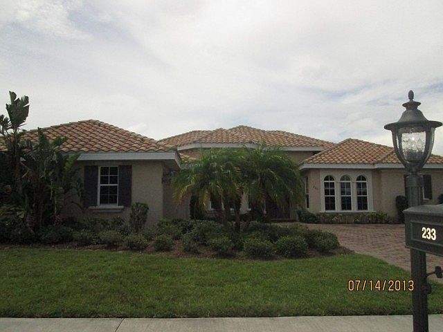 1st image of 233 Pesaro Dr