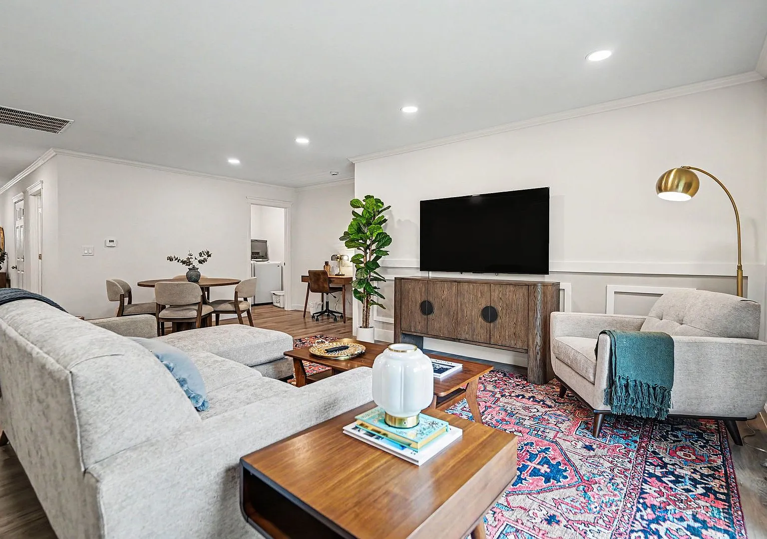 New 4BR Home | Ideal for Families & Teams — Photo 2