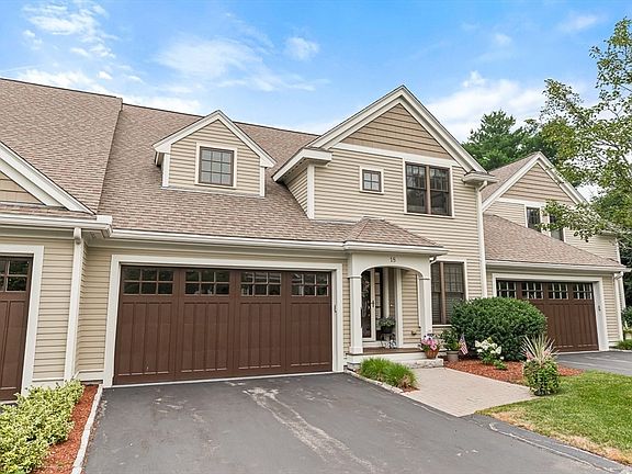2nd image of 18 Graystone Cir Unit 18