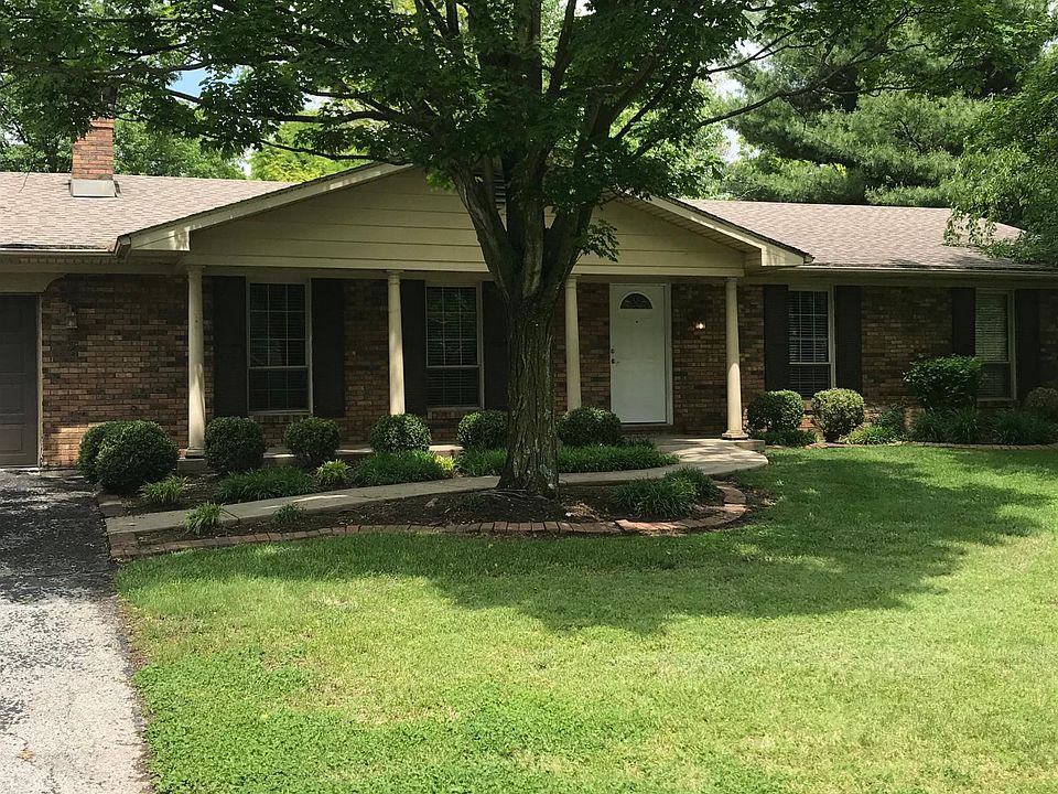 1st image of 33 Lakeview Dr