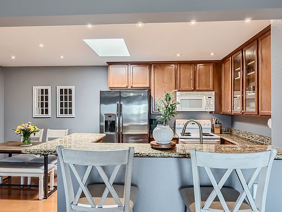 4th image of 7707 Margerum Ave Unit 209