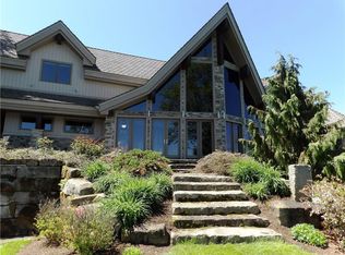 11230 Lakeshore Dr, Conneaut Lake, PA 16316