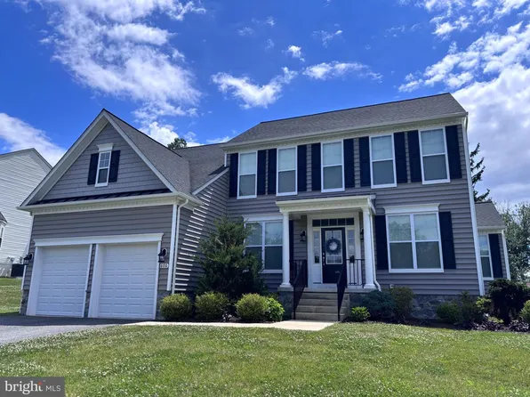 606 Candice Dr, Mount Airy, MD 21771