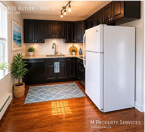 1820 Butler Pike Photo 1