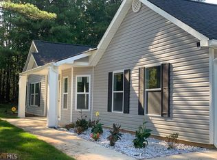 100 Alfred Dr, Carrollton, GA 30116