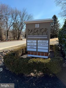 1030 E Lancaster Ave APT 411, Bryn Mawr, PA, 19010