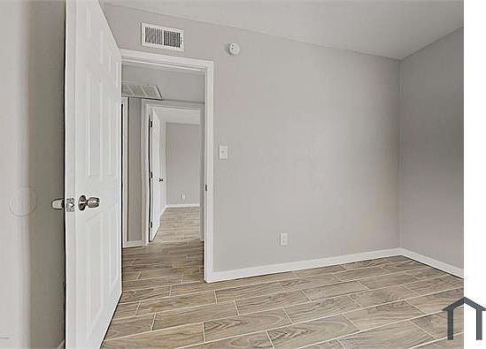 5th image of 644 S Horne #3