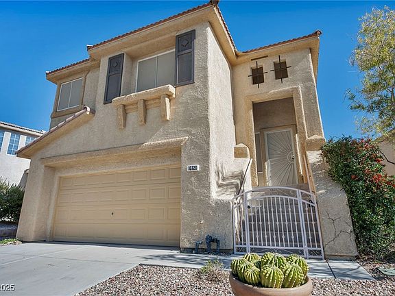 3rd image of 10720 Valencia Hills St