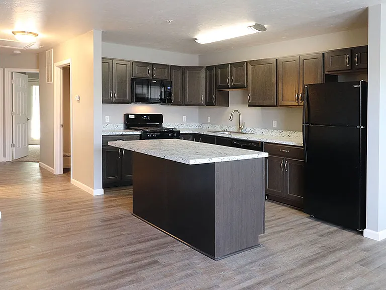 Buttonwood Gardens Apartments — Photo 5