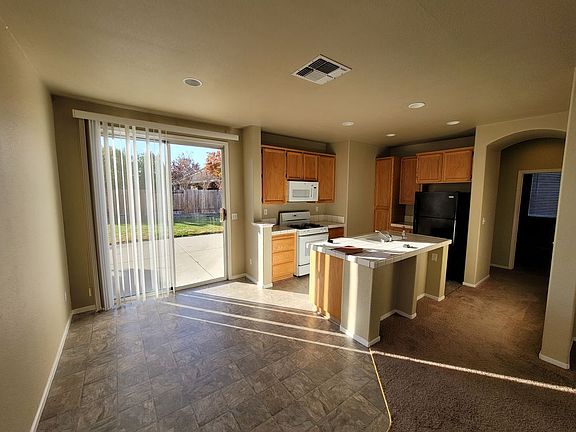 2nd image of 3110 Lanai Ct