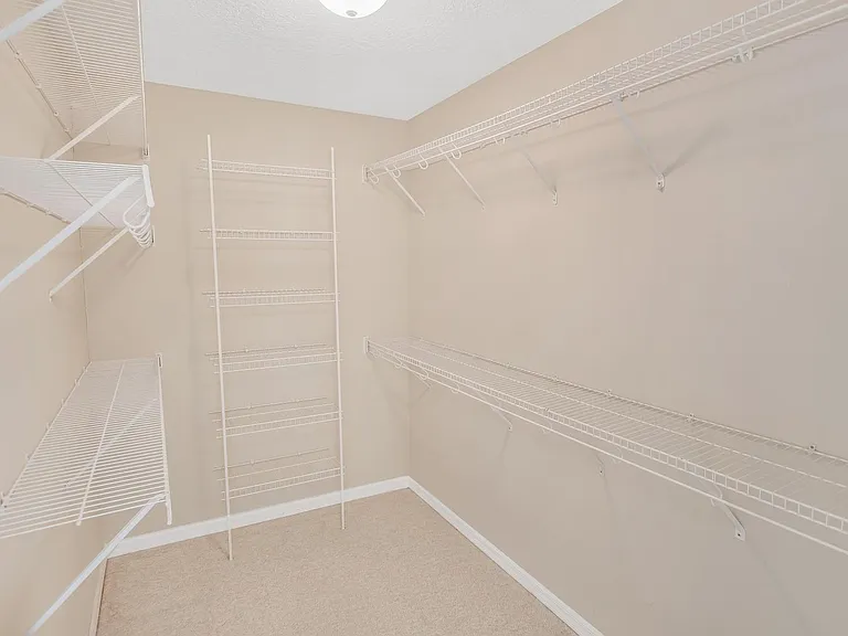 70 Cochise Ct — Photo 29