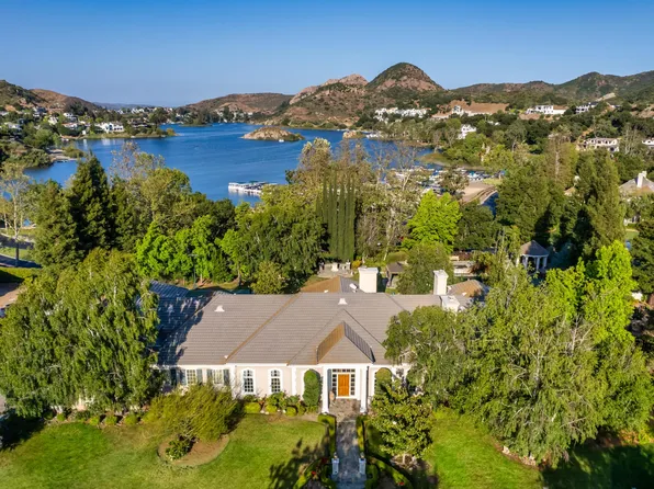 2138 Marshbrook Rd, Thousand Oaks, CA 91361