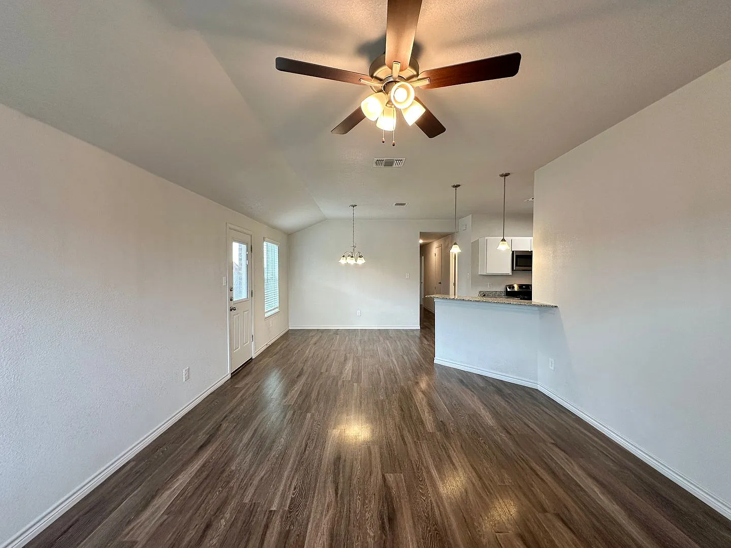 1837 Clovis Drive — Photo 4