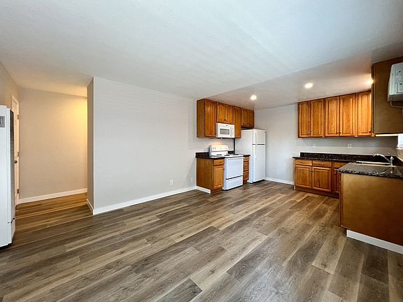 3rd image of 2106-2120 1st Ave #2110