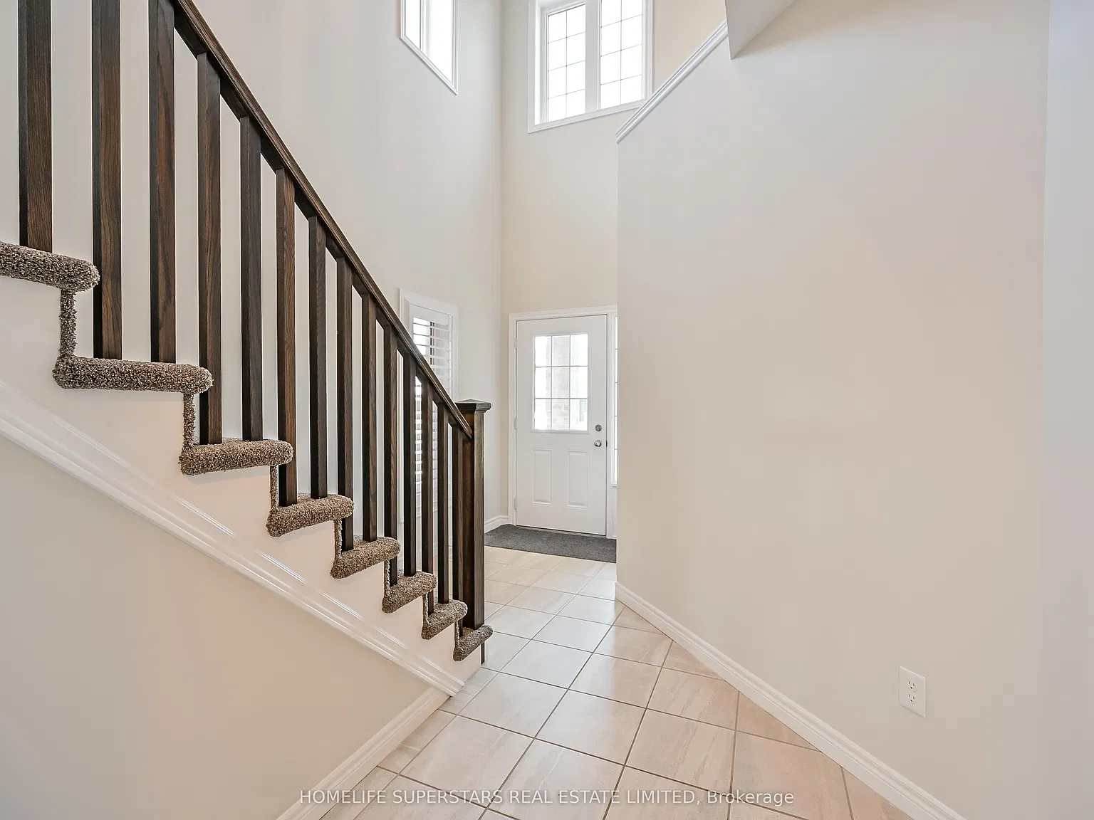 4 bed, $2,900 — Photo 4