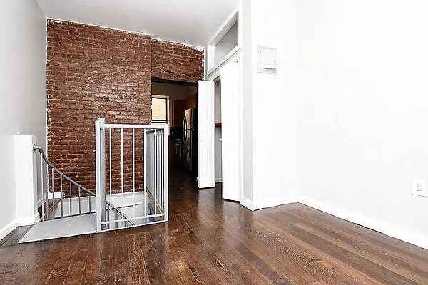 Rented by Bruma Realty LLC | media 12