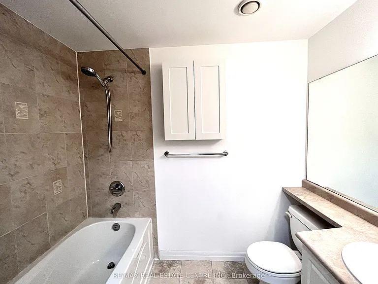 225 Webb Dr #907 — Photo 10